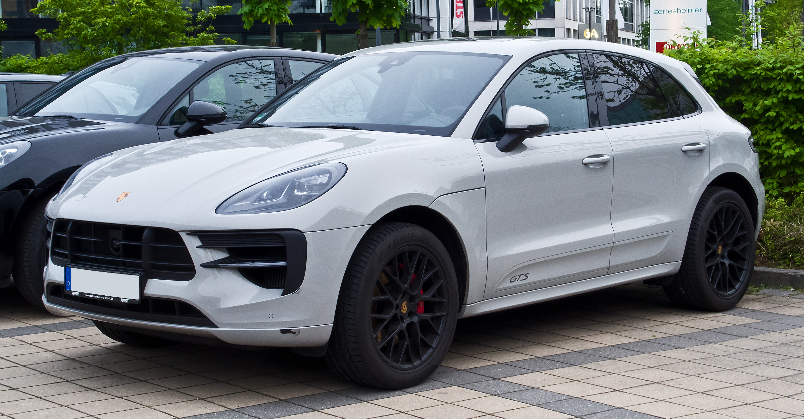 Porsche Macan, foto illustrativa senza numeri di targa